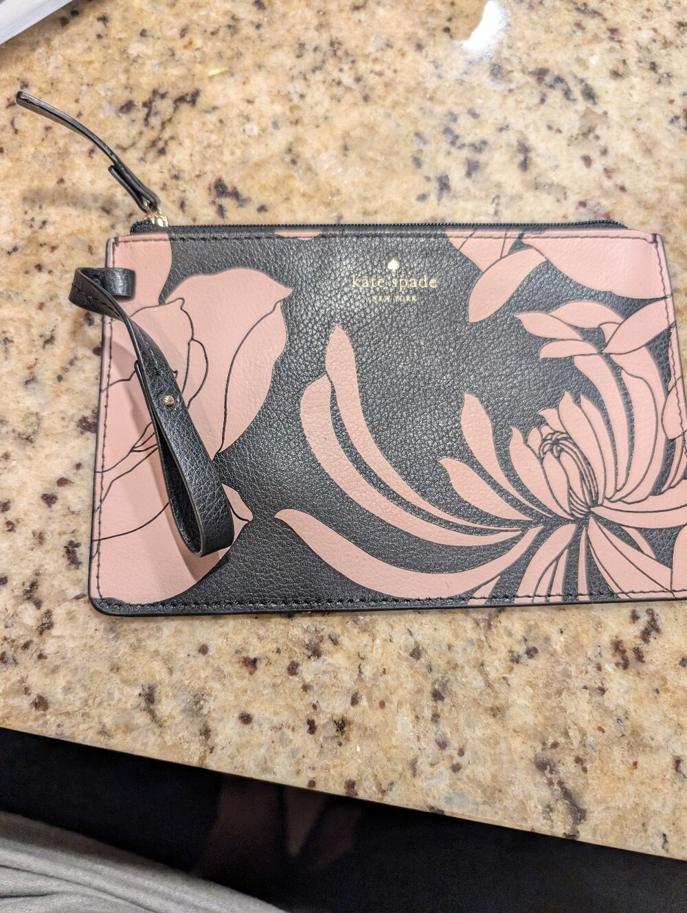 Kate Spade Laurel Way Gardenia Wristlet
